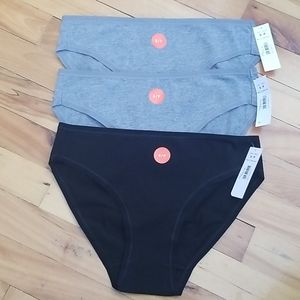 4/$50 - NWT - UNDERWEAR LOT (3 PANTIES)